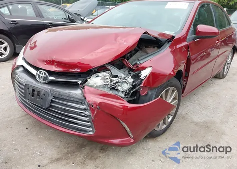2015 Toyota Camry Xle z USA, uszkodzony, nr VIN 4T1BF1FK3FU983632